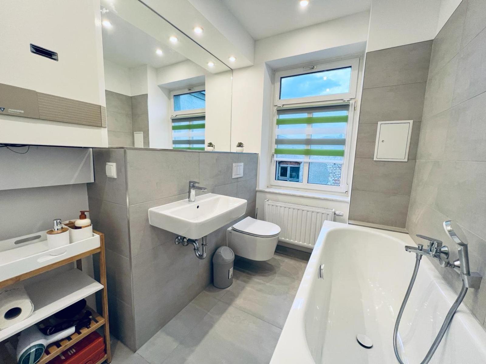 היידנאו Twenty Five Apartment Bei Dresden - Free Parking, Netflix & Coffee Machine מראה חיצוני תמונה